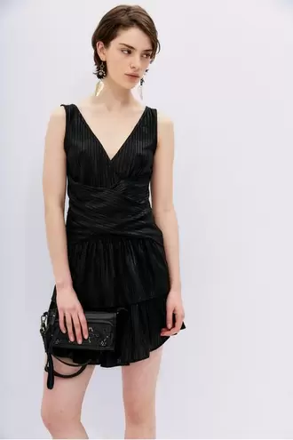 Oferta de Falda Rapsodia Glam por $1049.3 en Rapsodia