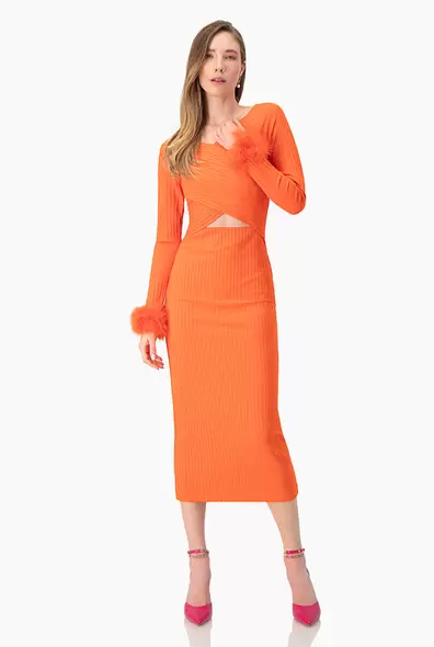 Oferta de Vestido de manga larga cut out por $799.6 en Ivonne