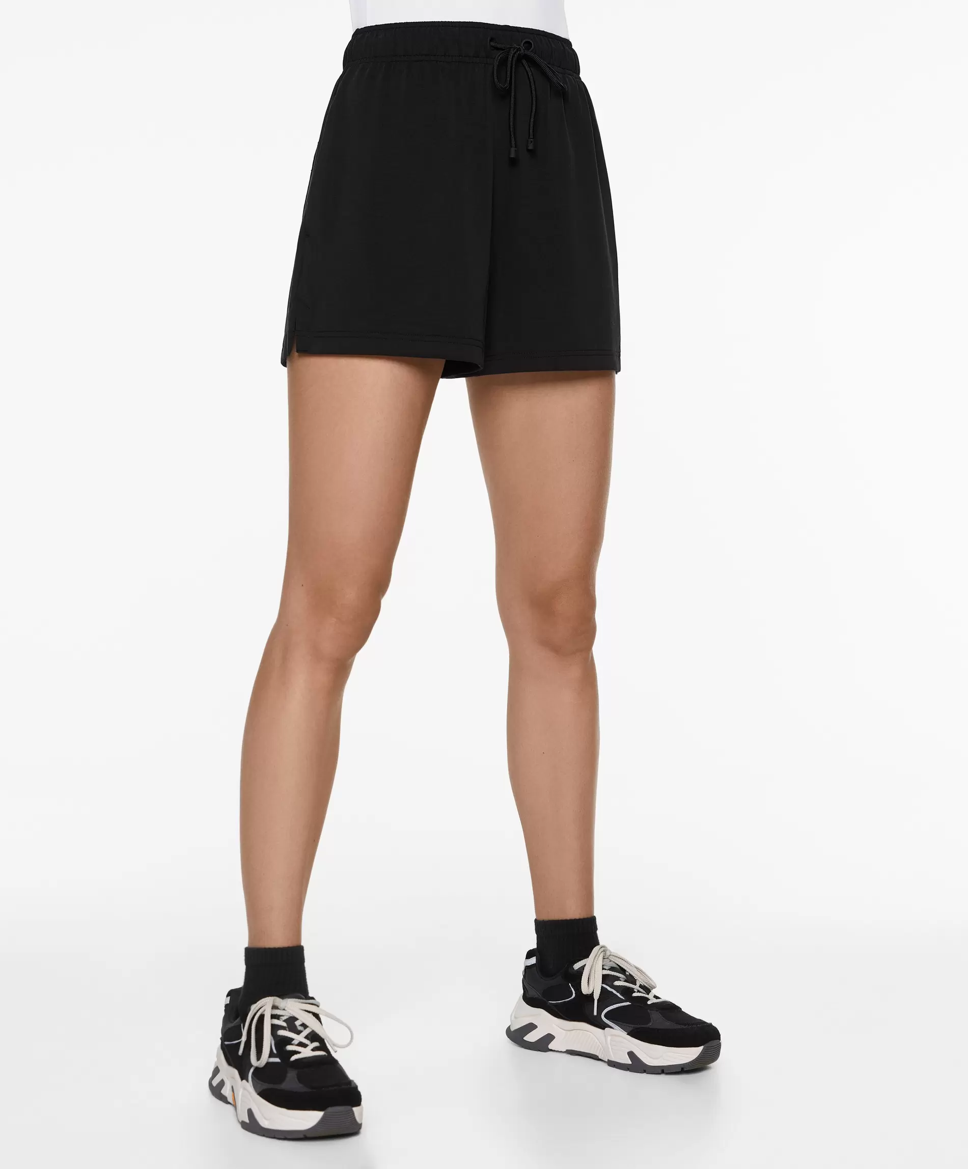 Oferta de Shorts con modal tacto suave por $699 en Oysho