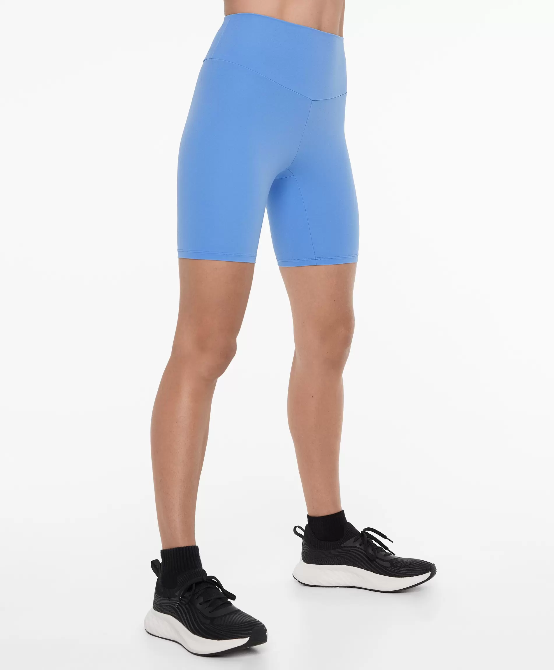 Oferta de Leggings ciclista high rise comfortlux 20 cm por $699 en Oysho