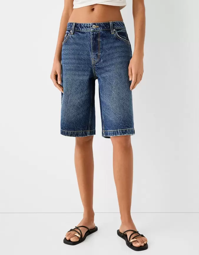 Oferta de Bermuda denim baggy por $489 en Bershka