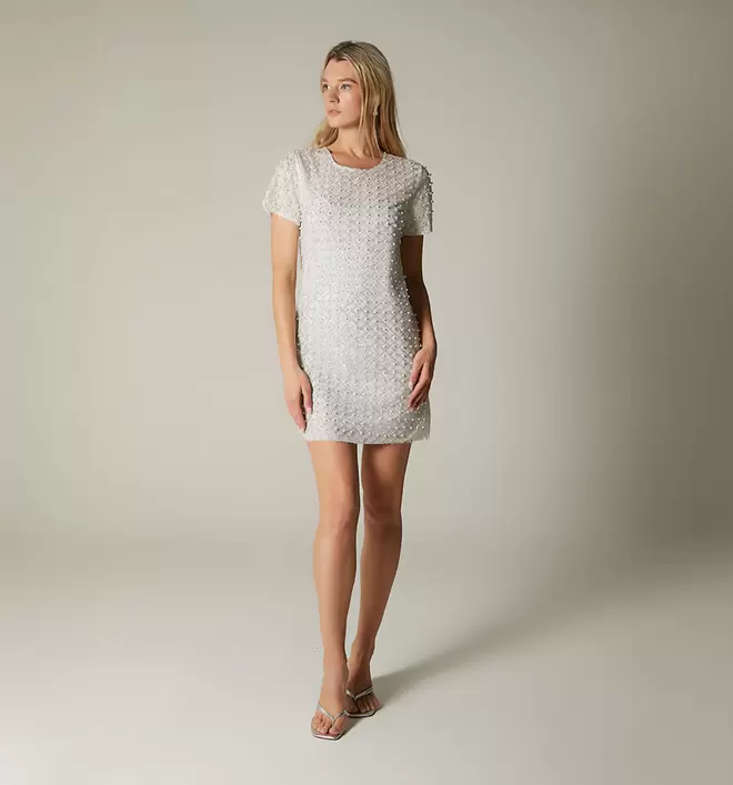 Oferta de Vestido Mesh Perlas por $1614.15 en Studio F