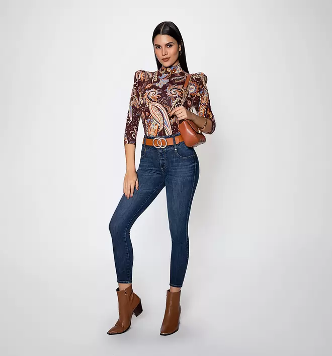 Oferta de Jean Ultraslim Tiro Alto  Pret.Ancha,Cor por $1329.3 en Studio F