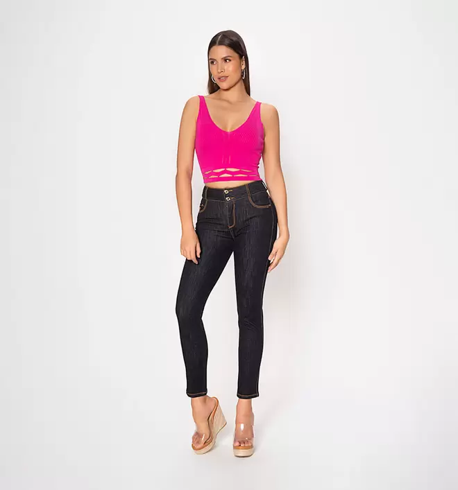 Oferta de Jean Skinny, Tiro Alto, Levanta Cola, Pr por $1049.3 en Studio F