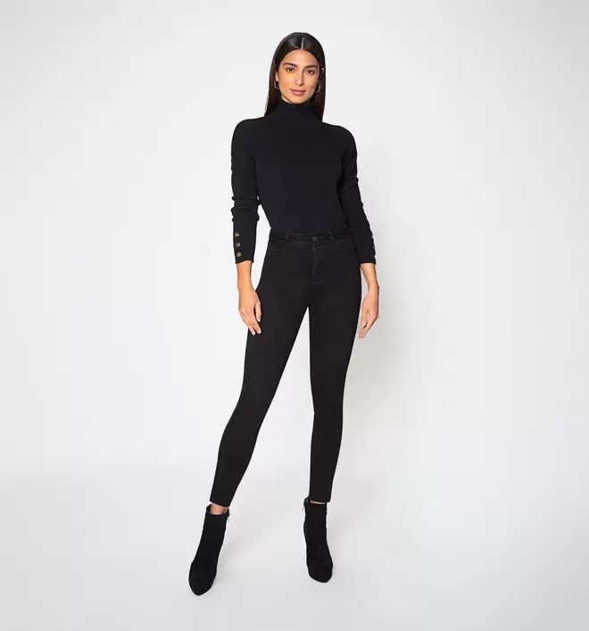 Oferta de Jeggins Tiro Alto Cinco Bolsillos, Taylo por $769.3 en Studio F
