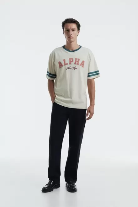 Oferta de Camiseta alpha + Colores      $299.00 por $299 en Sfera