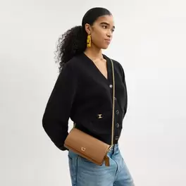 Oferta de Cartera Grande con Cadena por $5032 en Coach