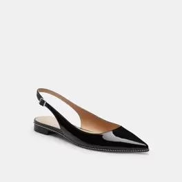Oferta de Flats Claire Skimmer Charol Negro Mujer por $3352 en Coach
