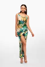 Oferta de Vestido satinado estampado tropical por $599 en SOHO