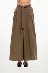 Oferta de Pantalón hakama por $899 en SOHO