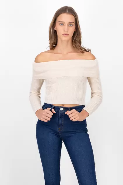 Oferta de Top off shoulder liso tejido por $199 en Shasa