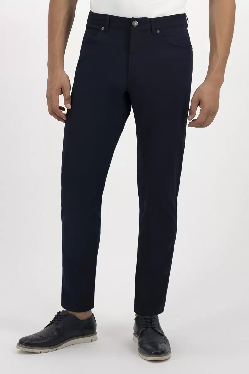 Oferta de Pantalón casual slim fit lmental por $303.62 en Men's Fashion