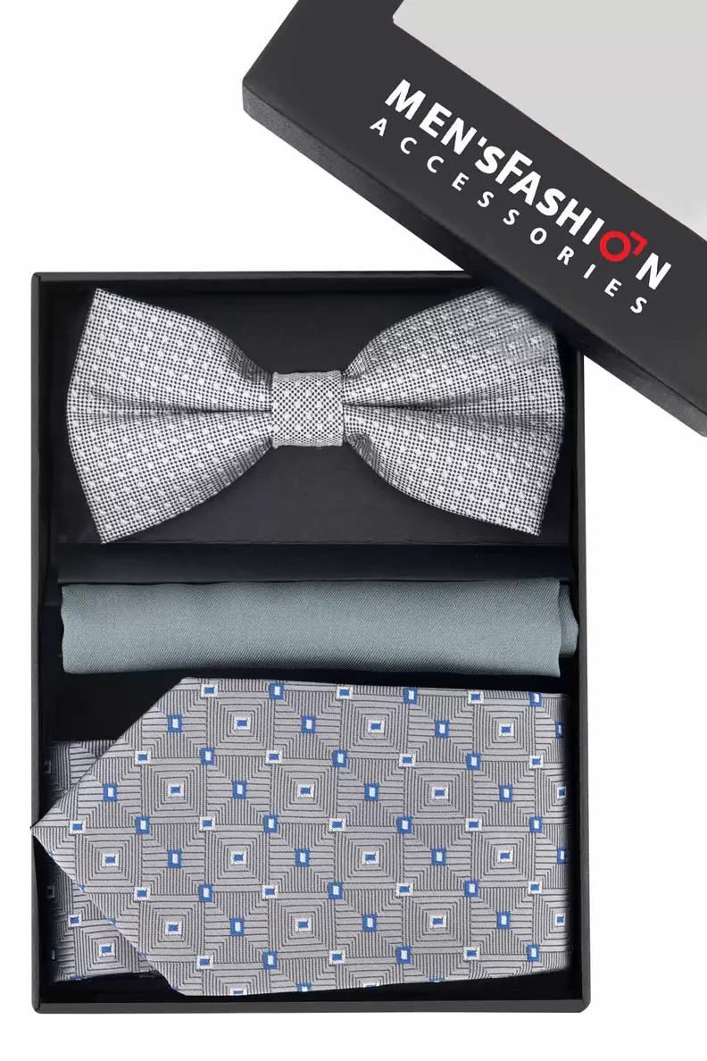 Oferta de Kit corbata mens fashion por $279.3 en Men's Fashion