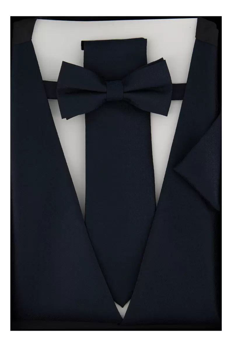 Oferta de Kit ceremonia mens fashion por $629.3 en Men's Fashion