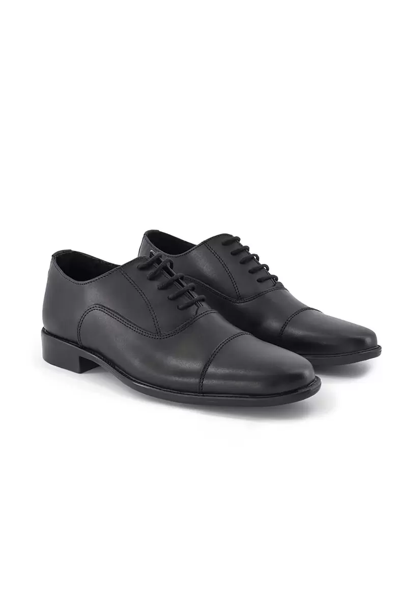 Oferta de Calzado negro mens fashion por $499.5 en Men's Fashion