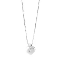 Oferta de DIJE CORAZON CON CADENA ORO BLANCO 14K CON 1 PUNTO DE DIAMANTE por $7820 en Cristal Joyas